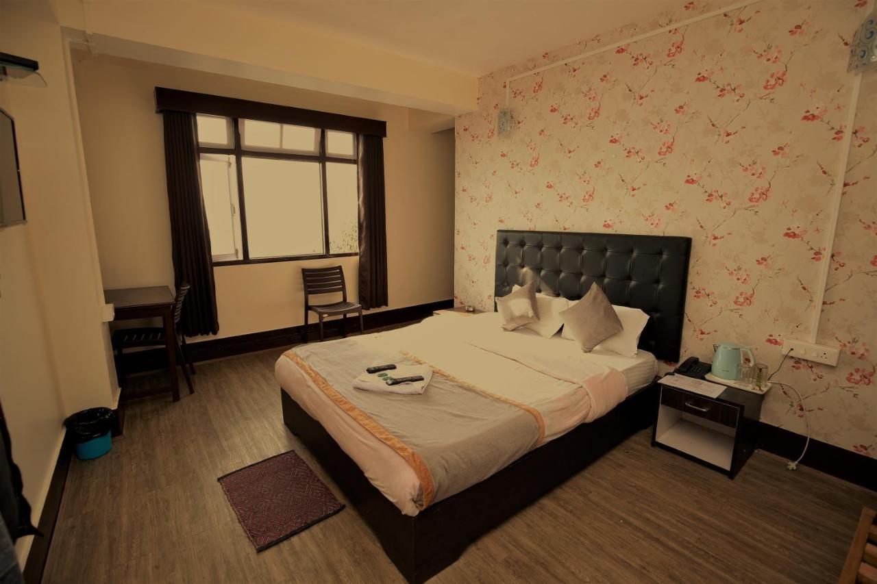 The Griffon'S Nest Hotel Гангток Екстериор снимка
